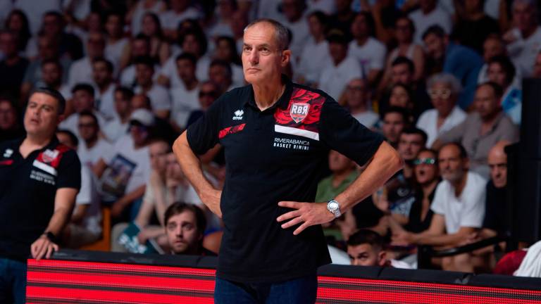 Il coach biancorosso Sandro Dell’Agnello ha portato Rimini al secondo posto nella regular season e in finale play-off Il coach biancorosso Sandro Dell’Agnello ha portato Rimini al secondo posto nella regular season e in finale play-off