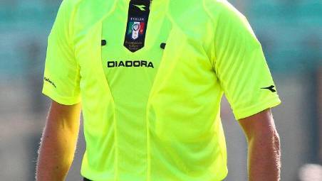 Calcio, violento schiaffo all’arbitro: daspo di un anno a calciatore di Terza categoria